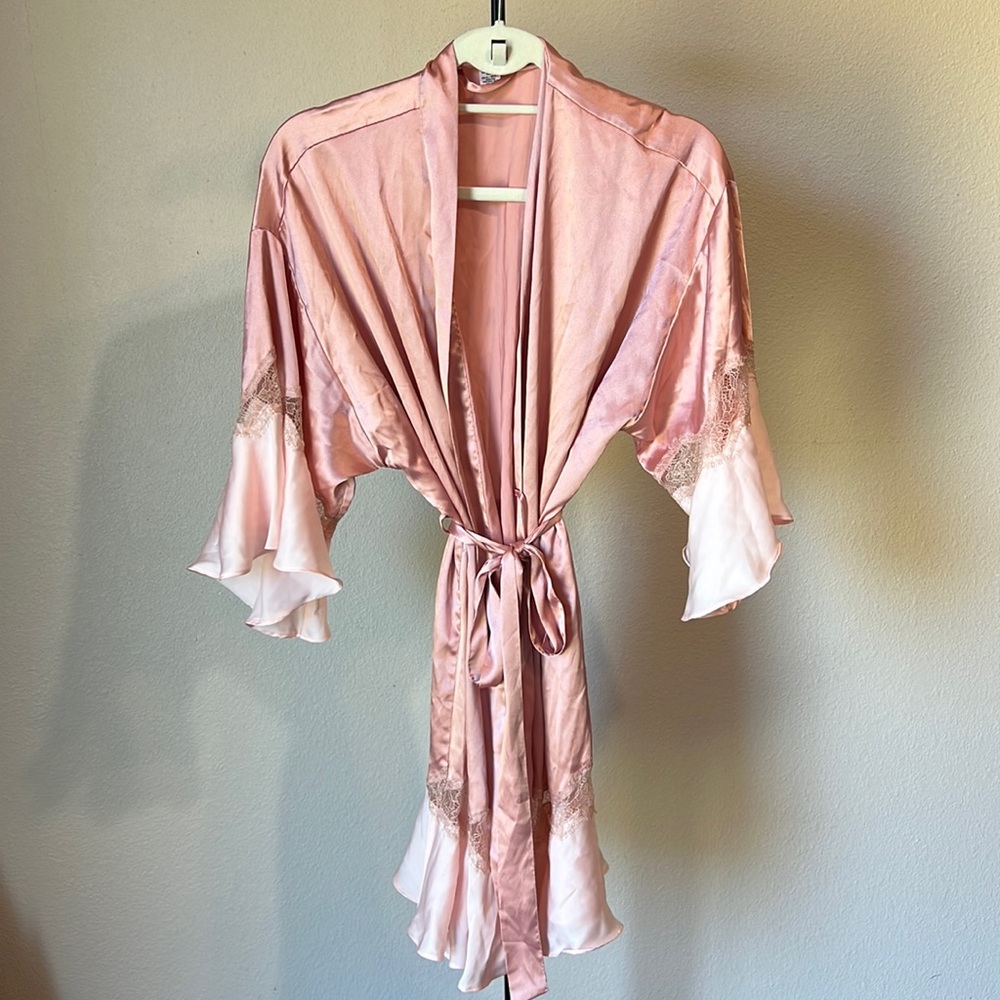 Victoria’s Secret Pink Satin Robe